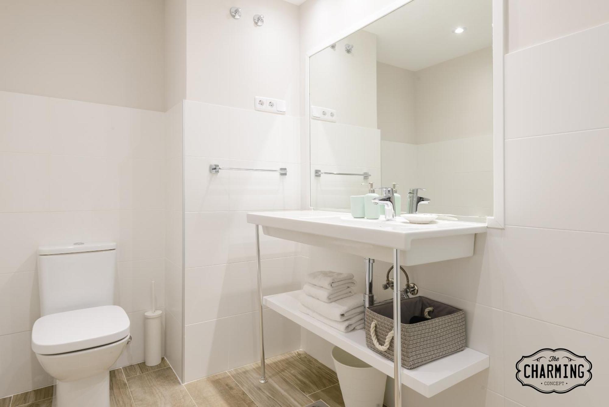 Ferienwohnung Charming Eurobuilding 2 Terrace Exclusive - Plaza De Parking Madrid Exterior foto